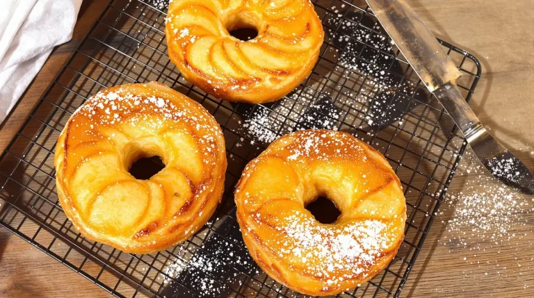 Sans friture ni temps de repos, ces beignets express sont prêts en seulement 15 minutes Sans friture ni temps de repos, ces beignets express sont prêts en seulement 15 minutes