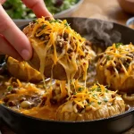 J’ai fait ces pommes de terre farcies à la maison, elles sont devenues notre recette préférée du vendredi