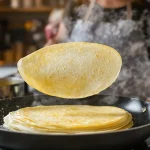 Pâte à crêpes de Christophe Michalak : le secret d'une recette ultra-légère, express sans repos et avec peu d’œufs